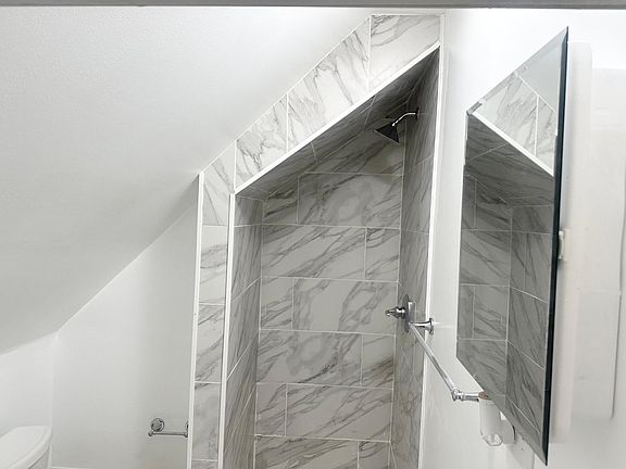 5th image of 40 Bronx Ave #3