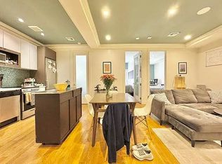 296 Powers St APT 1L, Brooklyn, NY 11211