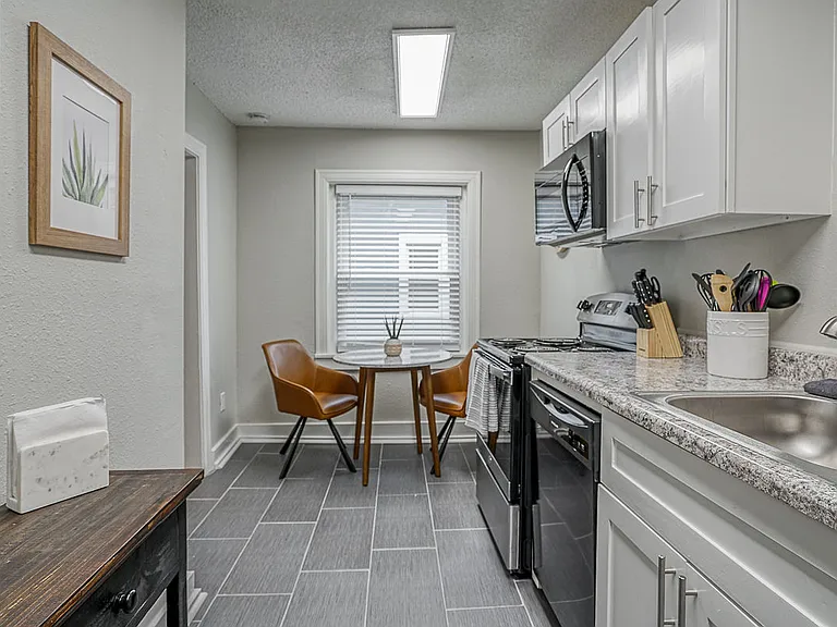 The Flats — Photo 9