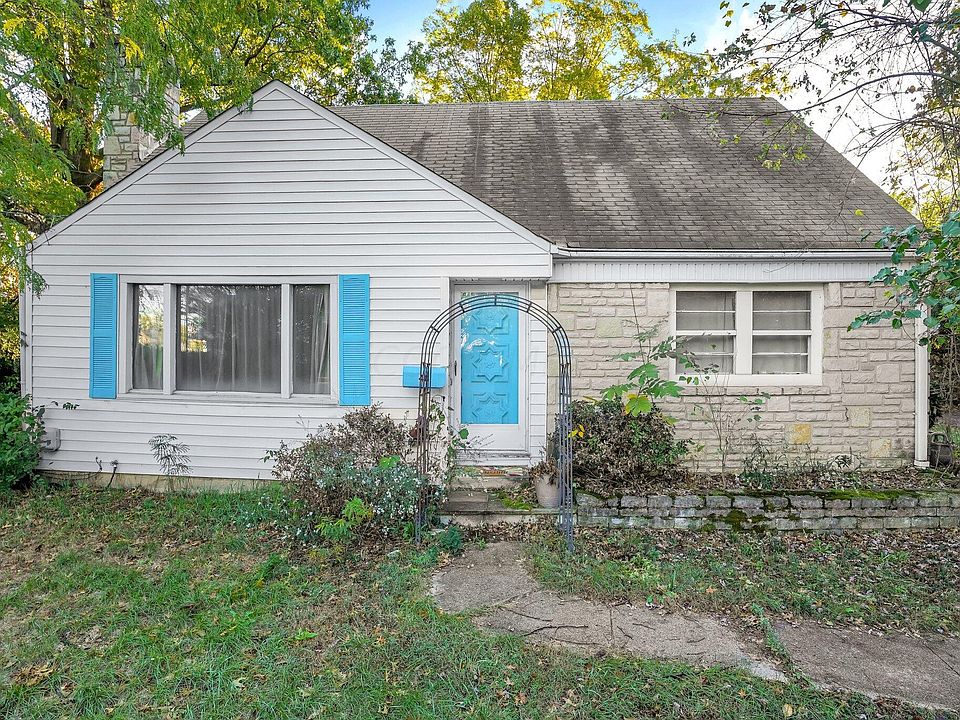 1st image of 48 Collingwood Ave