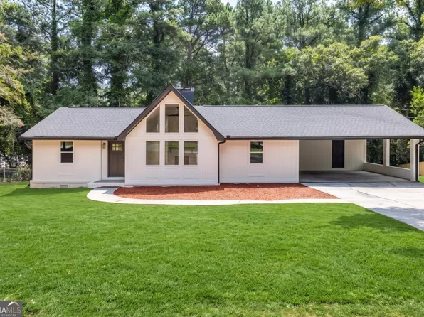 3214 Kimberly Woods Ct SW, Lilburn, GA 30047