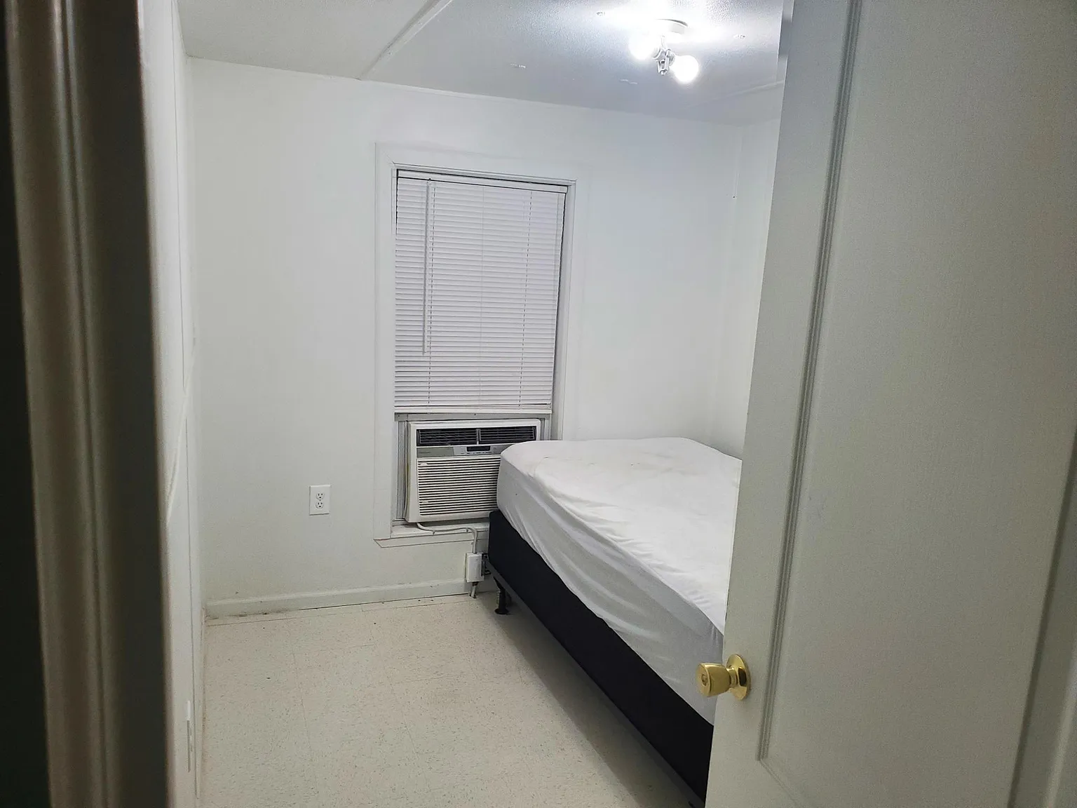 701 Mitchell Rd — Photo 3