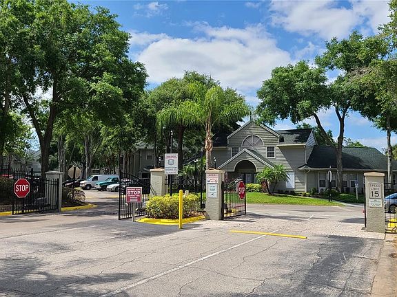 4th image of 6070 Westgate Dr APT 202