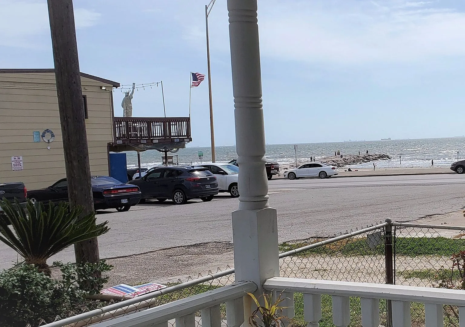 Seawall Beach View 3 bedroom Home — Photo 1
