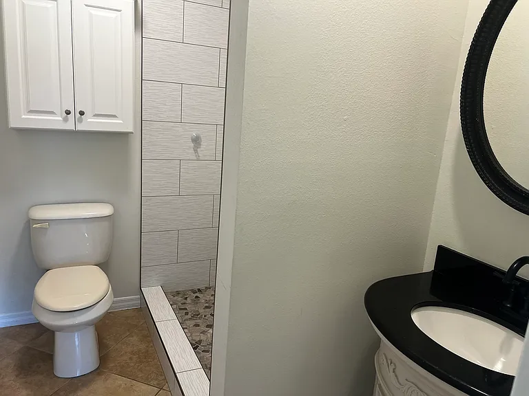 4025 Vermont Ln — Photo 11