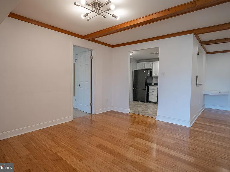 504 Mountainview Dr — Photo 14