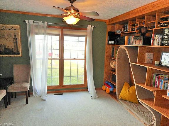 5th image of 929 Glendale Dr