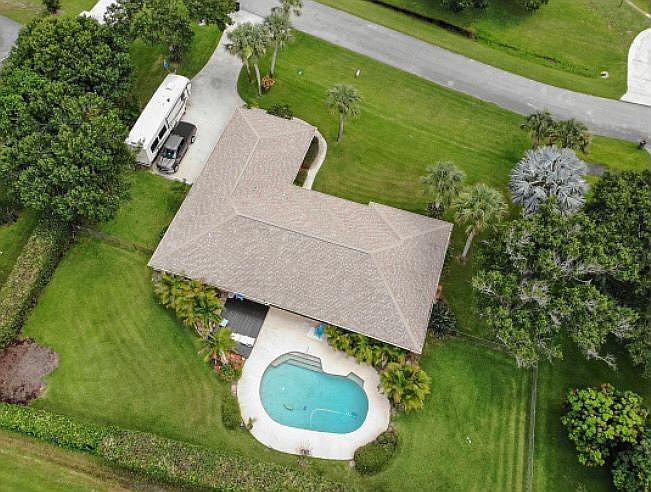 1st image of 1106 Kingswood Ln