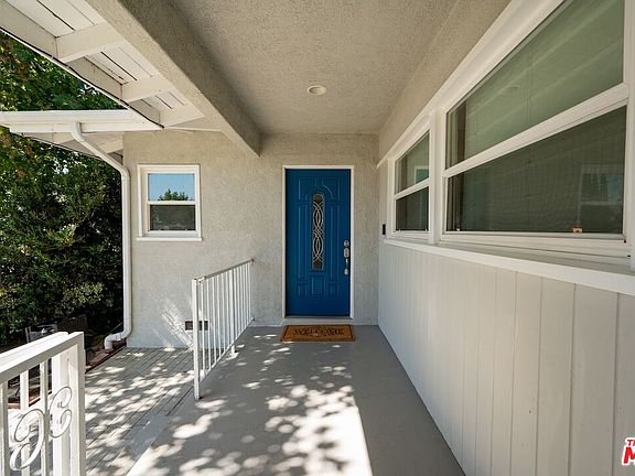 3rd image of 10900 Whitaker Ave