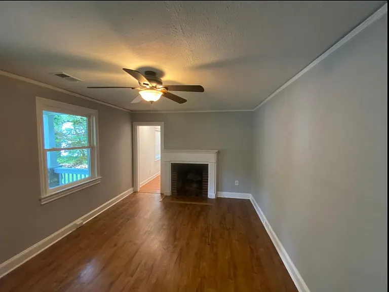 105 Sewanee Ave — Photo 15