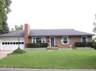 14 Sandringham Ln, Saint Louis, MO