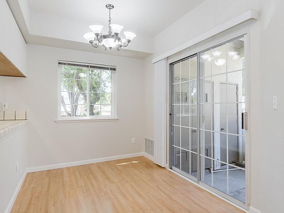 4th image of 977 Warburton Ave APT 101