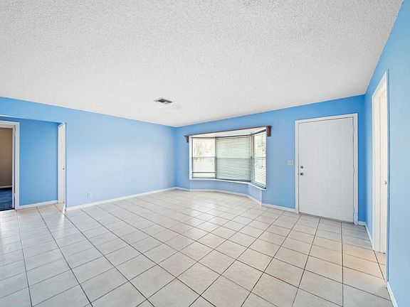 5th image of 3515 Barkis Ave