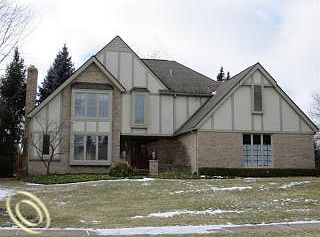 1st image of 1723 Poplar Dr