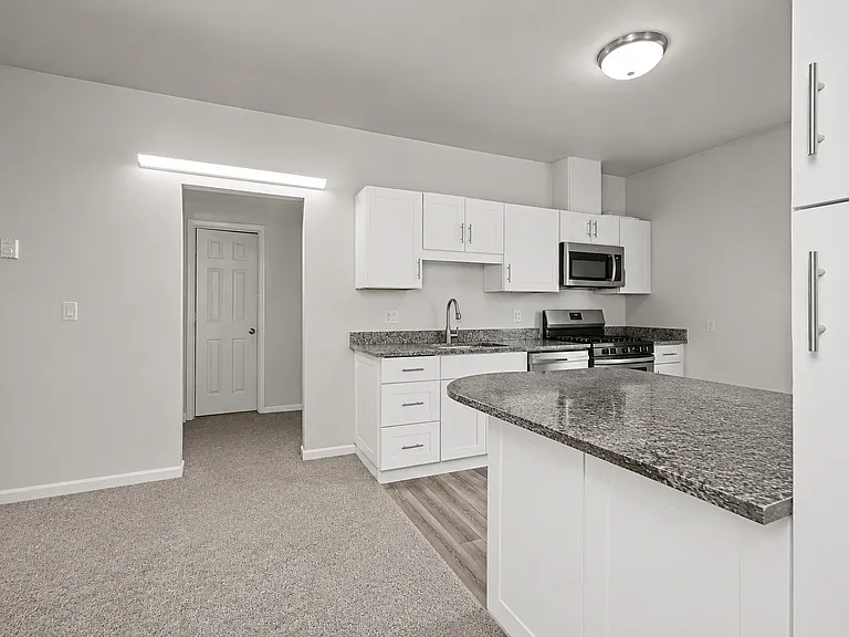 177 Davis Ave #2 — Photo 5