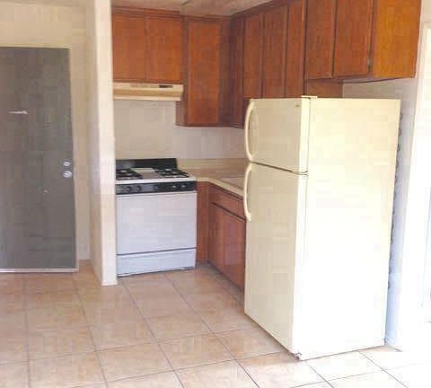 4th image of 3870 Van Dyke Ave APT 10