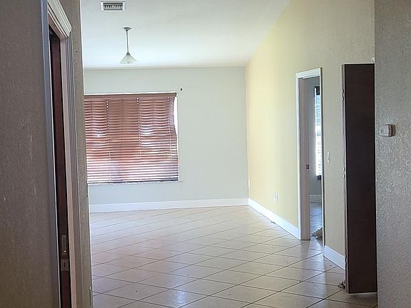 2nd image of 3219 SW Santa Barbara Pl