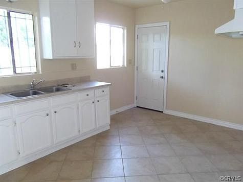 5th image of 127 E Marshall St APT B