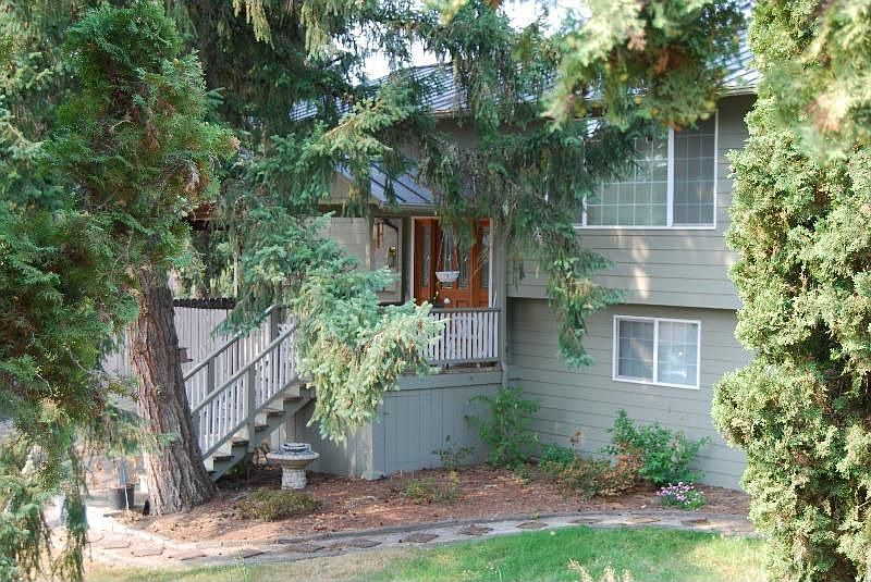 2nd image of 645 Arvilla Way