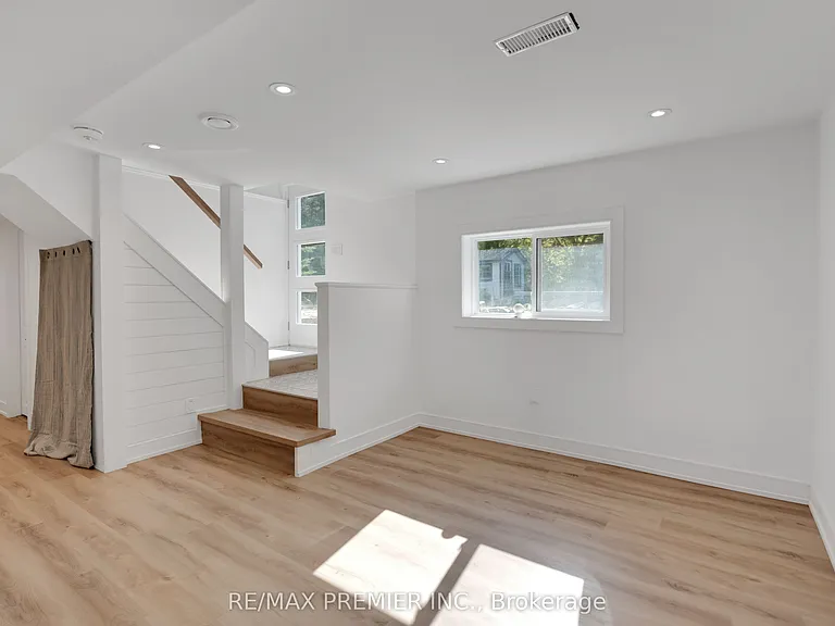 891 Tiny Beaches Rd S — Photo 23
