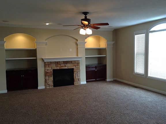 5th image of 1060 Arbor Springs Dr