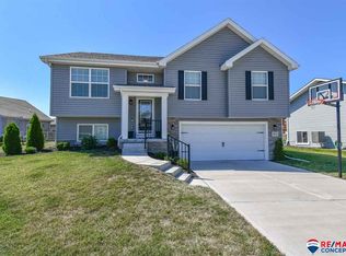 6655 N 10th St, Lincoln, NE 68521