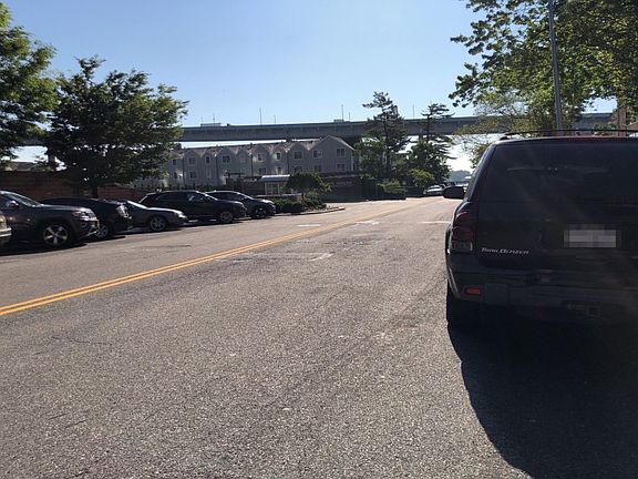 4th image of 166-25 Powells Cove Blvd #Im