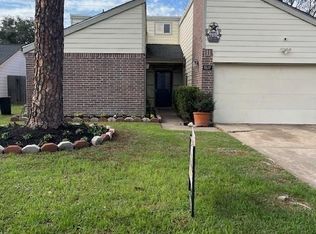 11619 Ridge Run Dr, Houston, TX 77064