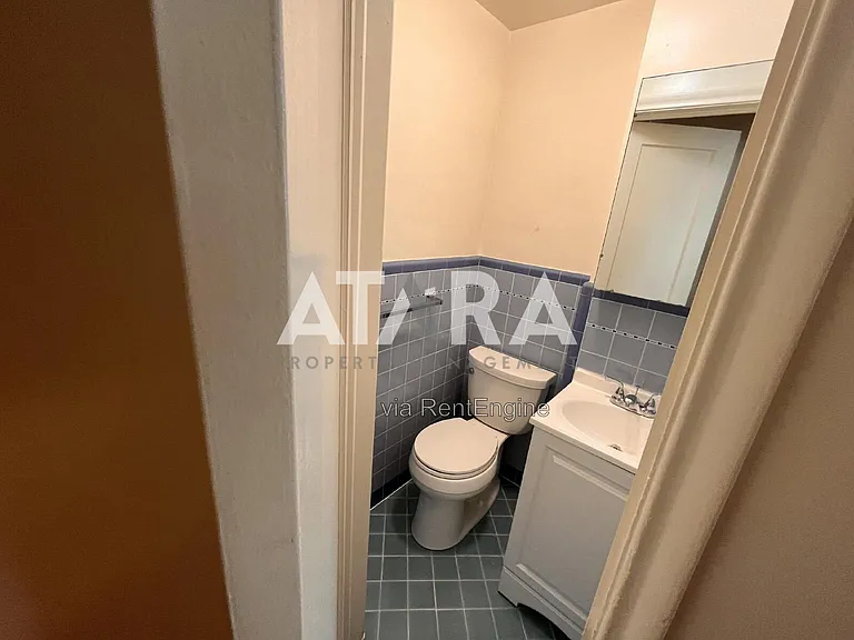 1335 E Thornton Ave — Photo 10