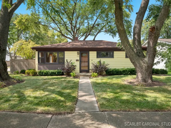 426 N 2nd Ave, Villa Park, IL 60181