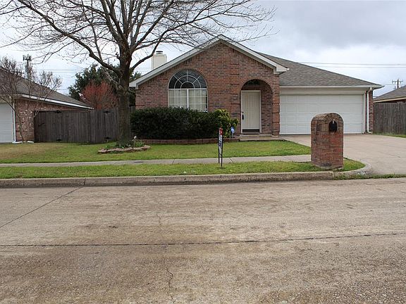 2nd image of 1220 Brookvalley Dr