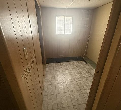 4th image of 1004 NE 72nd St Unit 52