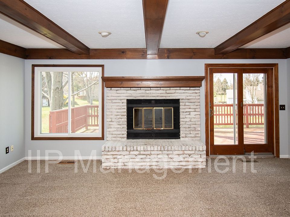 18038 Heritage Trl, Strongsville, OH 44136 Zillow