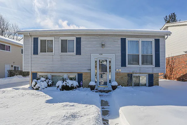 426 N Wesley Dr photo 1