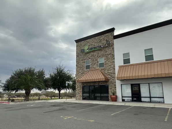 8218 Casa Verde Rd #9, Laredo, TX 78041