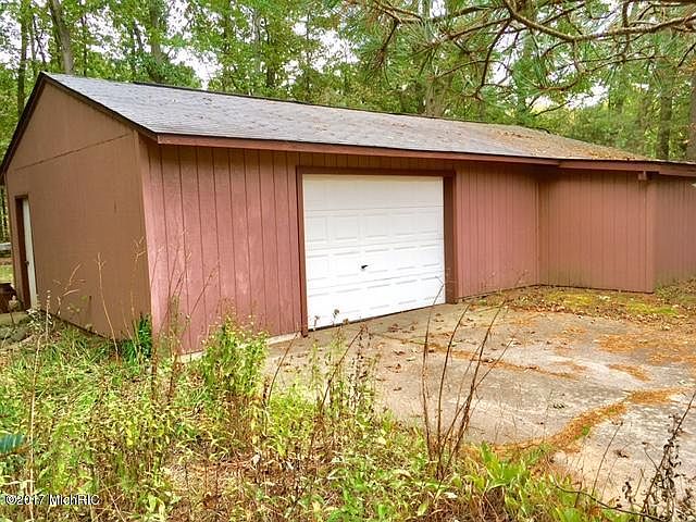 1st image of 8790 Cedar Creek Dr