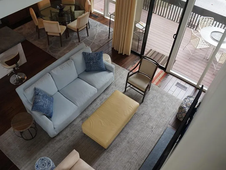 7020 Valley Greens Dr — Photo 3