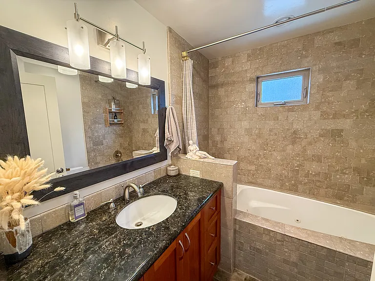 1718 Legaye Dr — Photo 19