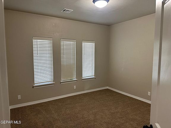 2nd image of 7405 Scarlet Oak Pl