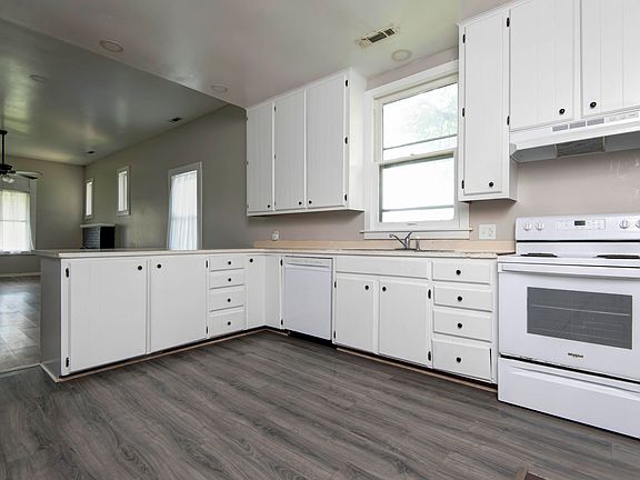 2nd image of 808 N Mccanse Street