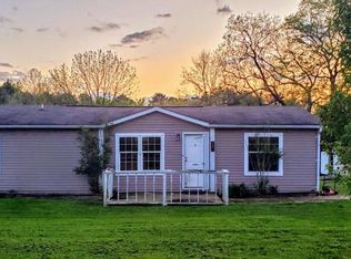 121 Royal Oaks Dr, Columbia, KY 42728