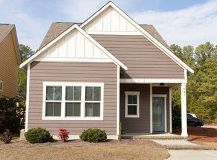 247 Legacy Lakes Way, Aberdeen, NC 28315