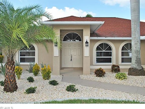 2nd image of 2631 SW 48th Ter