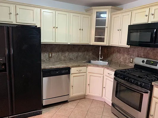 Sold by Keystone Realty USA Corp | media 14