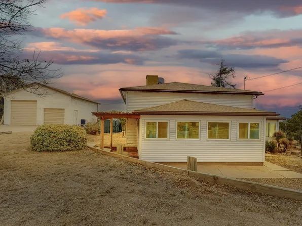 5 Derecho Ln, Edgewood, NM 87015