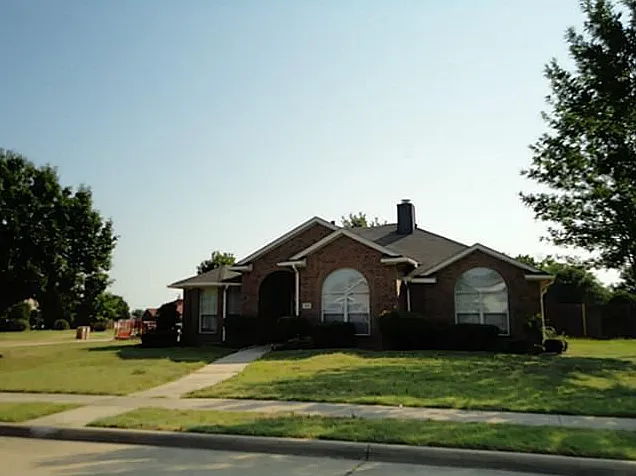 123 E Clubview Cir — Photo 1