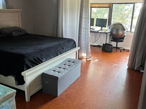 5th image of 14750 BEACH Boulevard #8