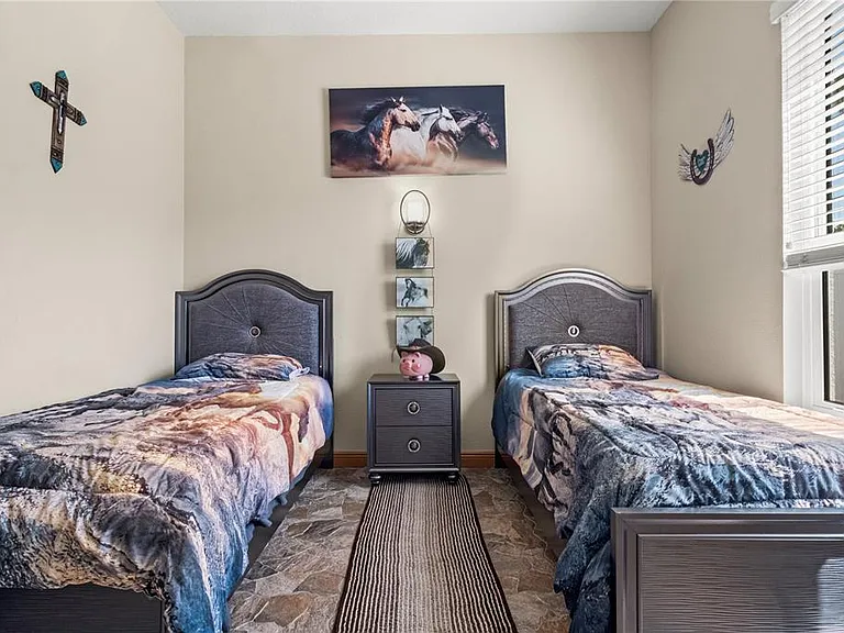 10206 Shooting Star Ct — Photo 31