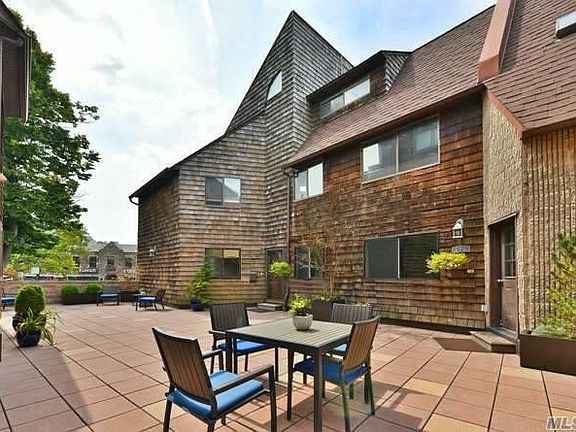 5th image of 7 Hillpark Ave #B