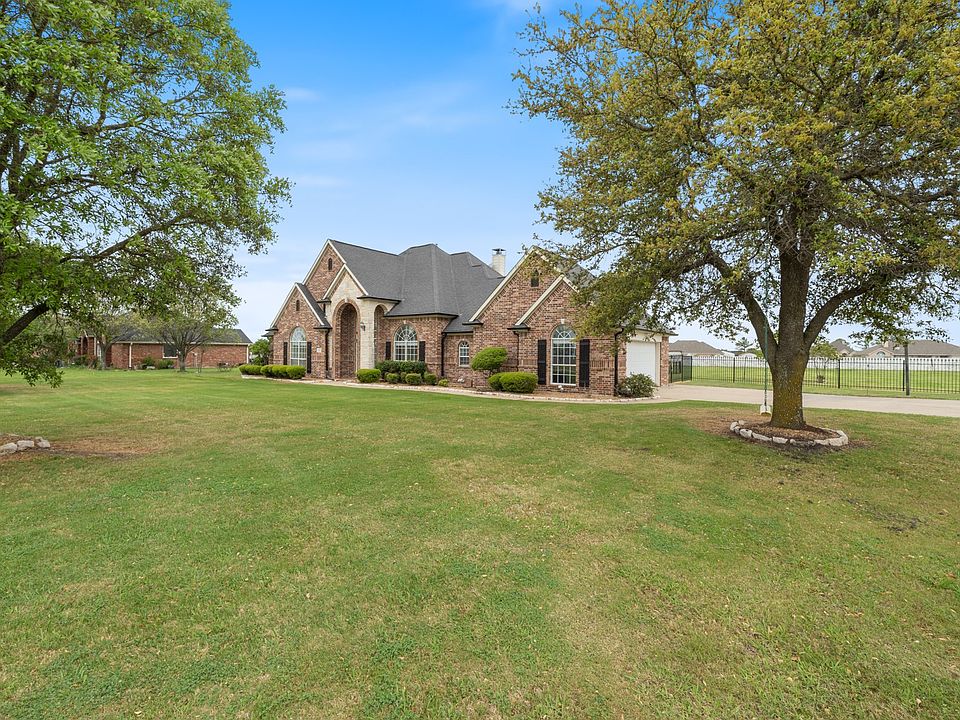 1st image of 8789 Colonial Dr